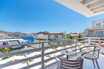 Kalkan Saray Suites Hotel - image 14