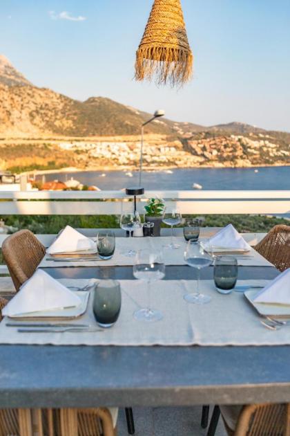 Kalkan Saray Suites Hotel - image 4