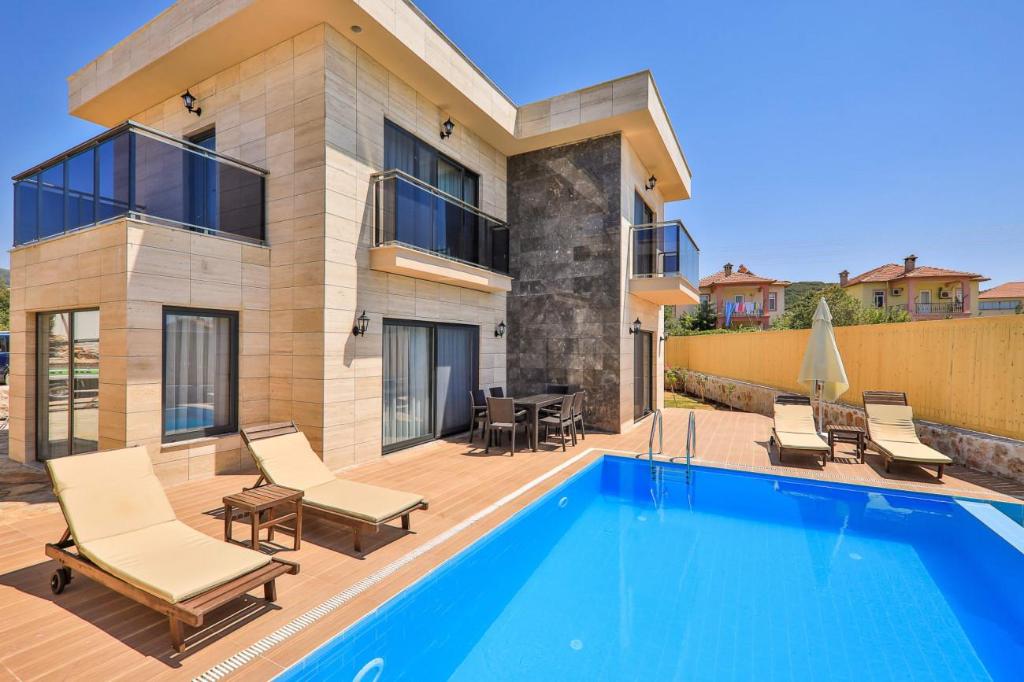 Charming Villa with Private Pool in Kas - main image