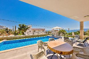 Luxury Sea View Villa w Pool By The Sea in Antalya - image 5